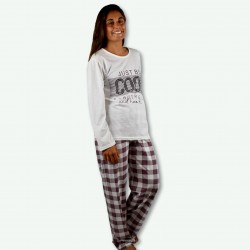 Pijama estampando de mujer otoño invierno, modelo cool crudo