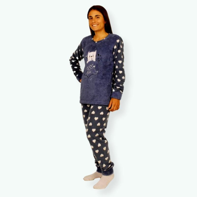 P63 -Pijama mujer polar bordado Modelo MISS YOU